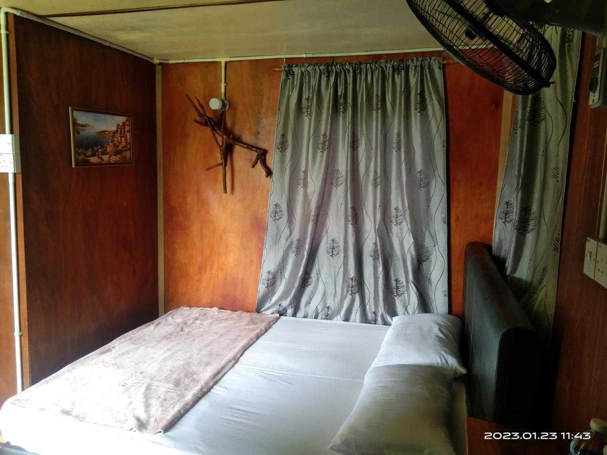 Tammoyo Place Кудат Екстериор снимка